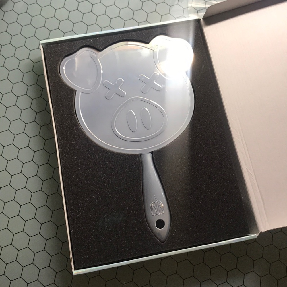Pearlescent Pig Hand Mirror